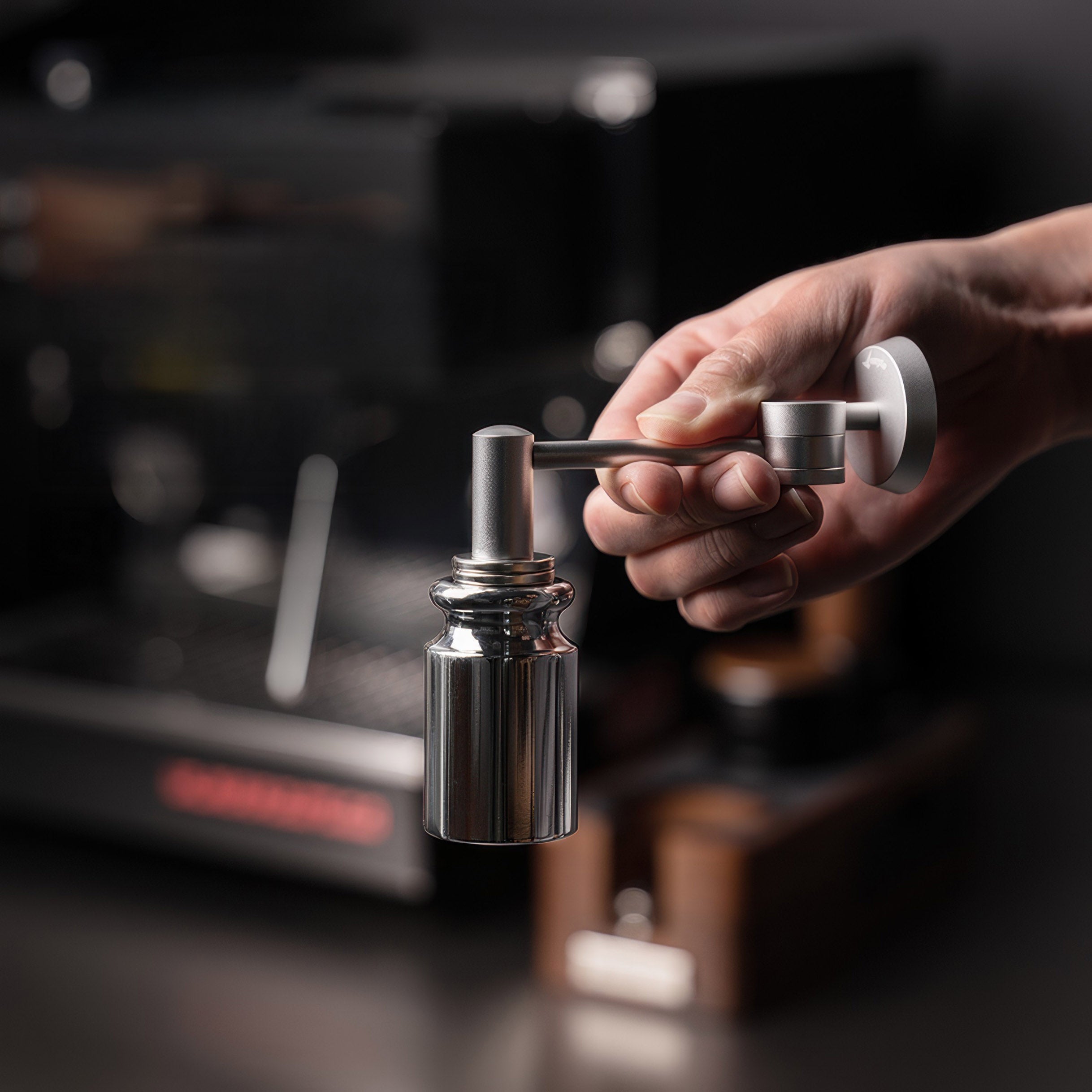 Multi-Function Magnetic Puck Screen Holder