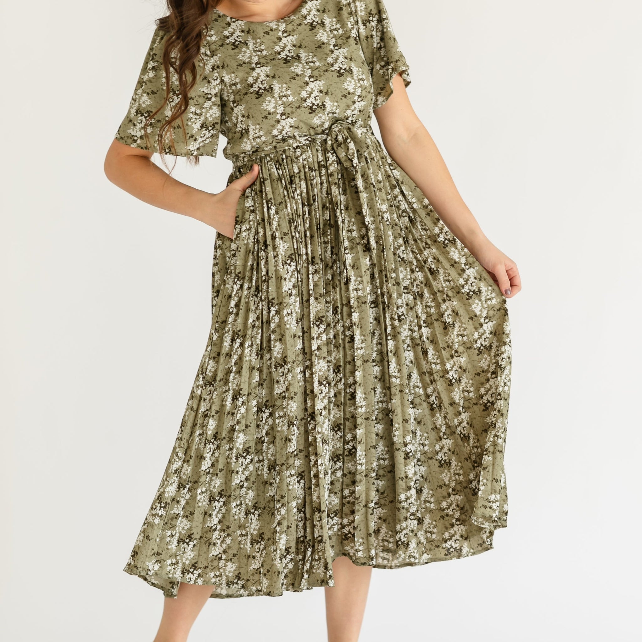 Louise Short Sleeve Pleated Midi Dress